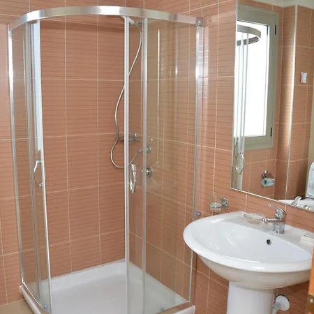 Pastarella Beachfront 4* Bashkia e Orikumit