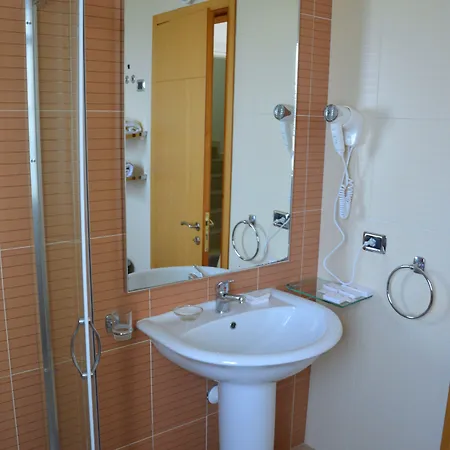 Hotel Pastarella Beachfront 4*