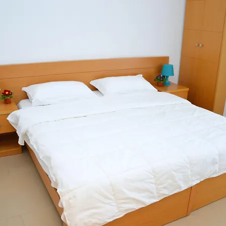 Pastarella Beachfront Отель Орикум