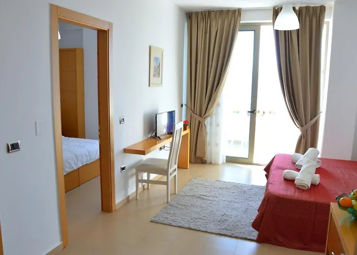 Pastarella Beachfront ホテル 4*