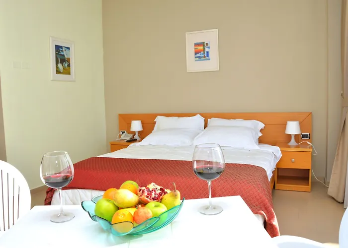 Отель Pastarella Beachfront